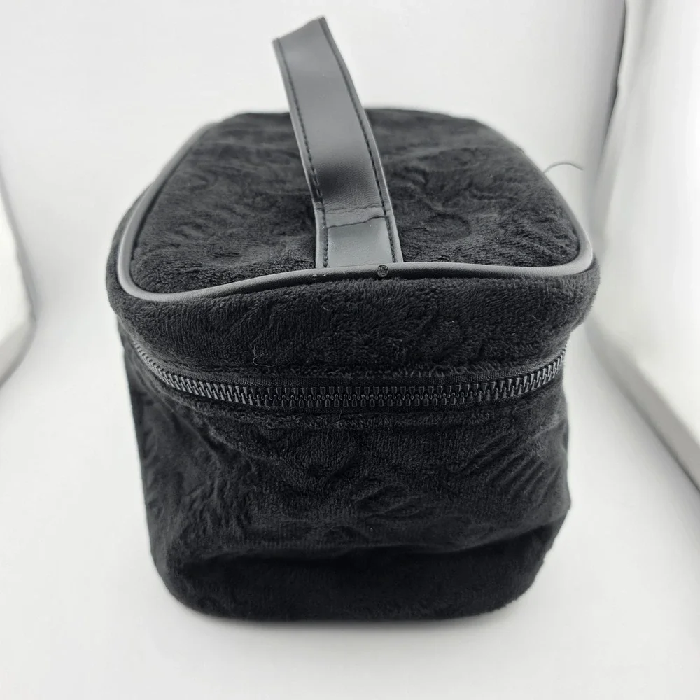 Juicy Couture Black Velour Cosmetic Makeup Bag Zipper Top Handle‎ AS IS